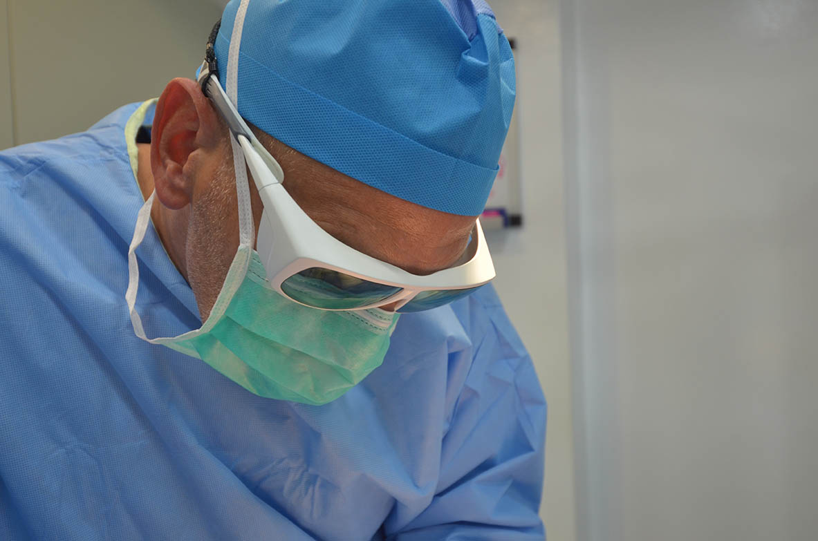 Dr. Fernández, cirujano cardio-vascular